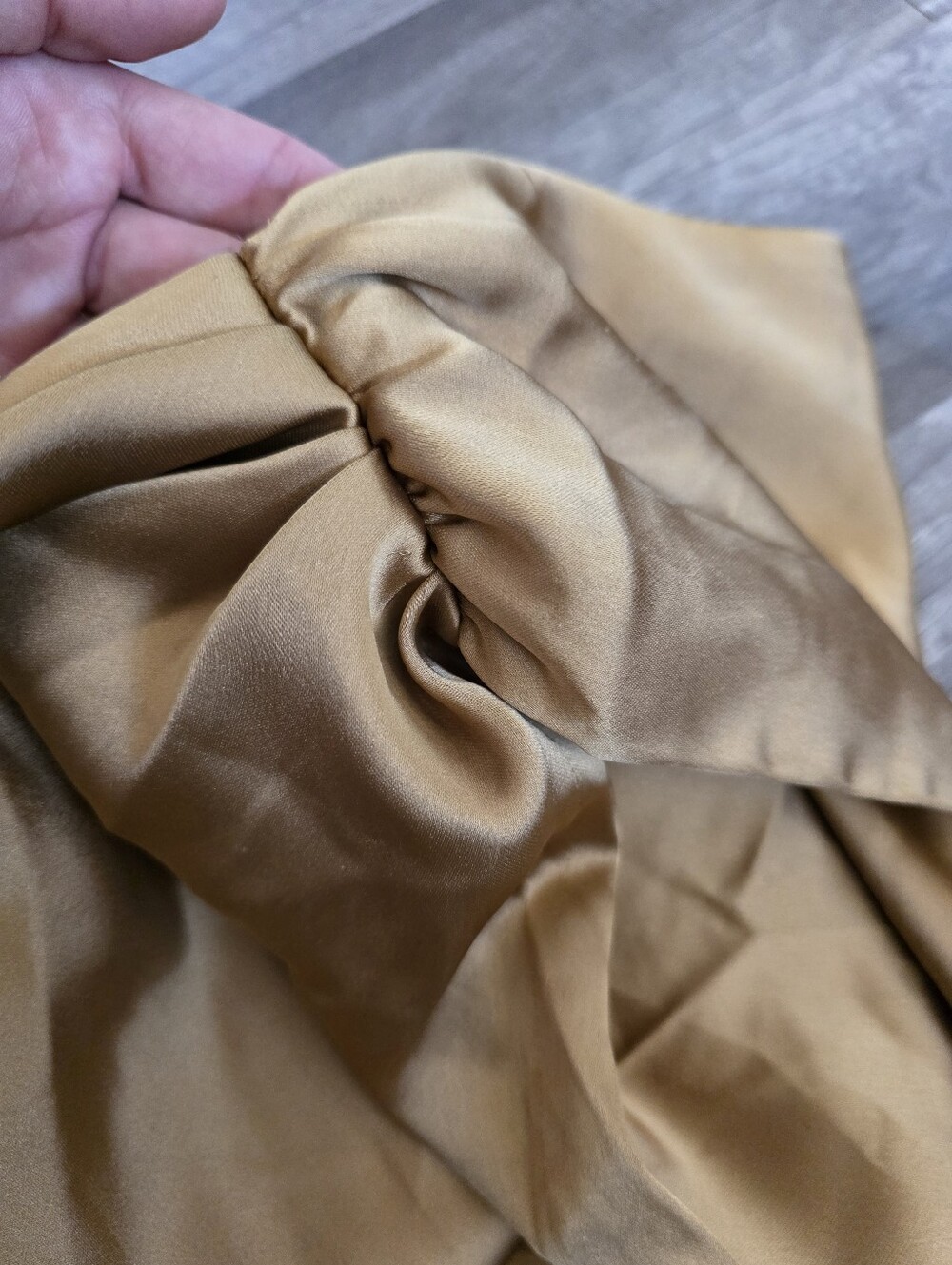 PETAL PUP GOLD NADIA SATIN One-Shoulder Gold Satin Evening Dress Maxi Queen - Picture 12 of 15